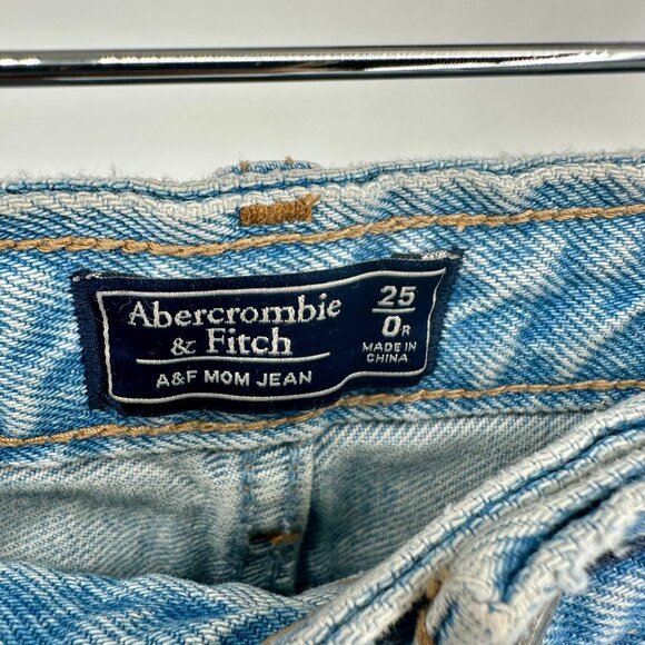Abercrombie & Fitch Mom Jeans | Light Wash Distressed | Raw Hem | Size 25 - Picture 4 of 9